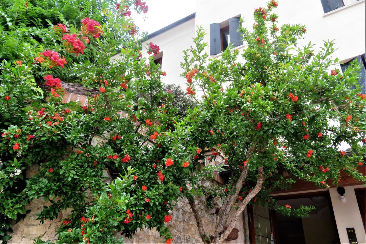 Locanda Alla Posta Borso del Grappa Exterior foto