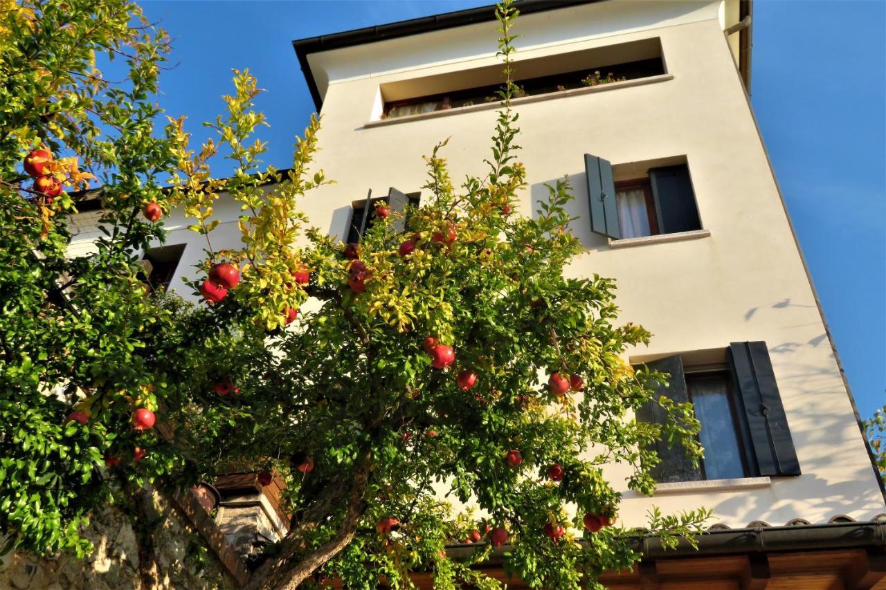Locanda Alla Posta Borso del Grappa Exterior foto